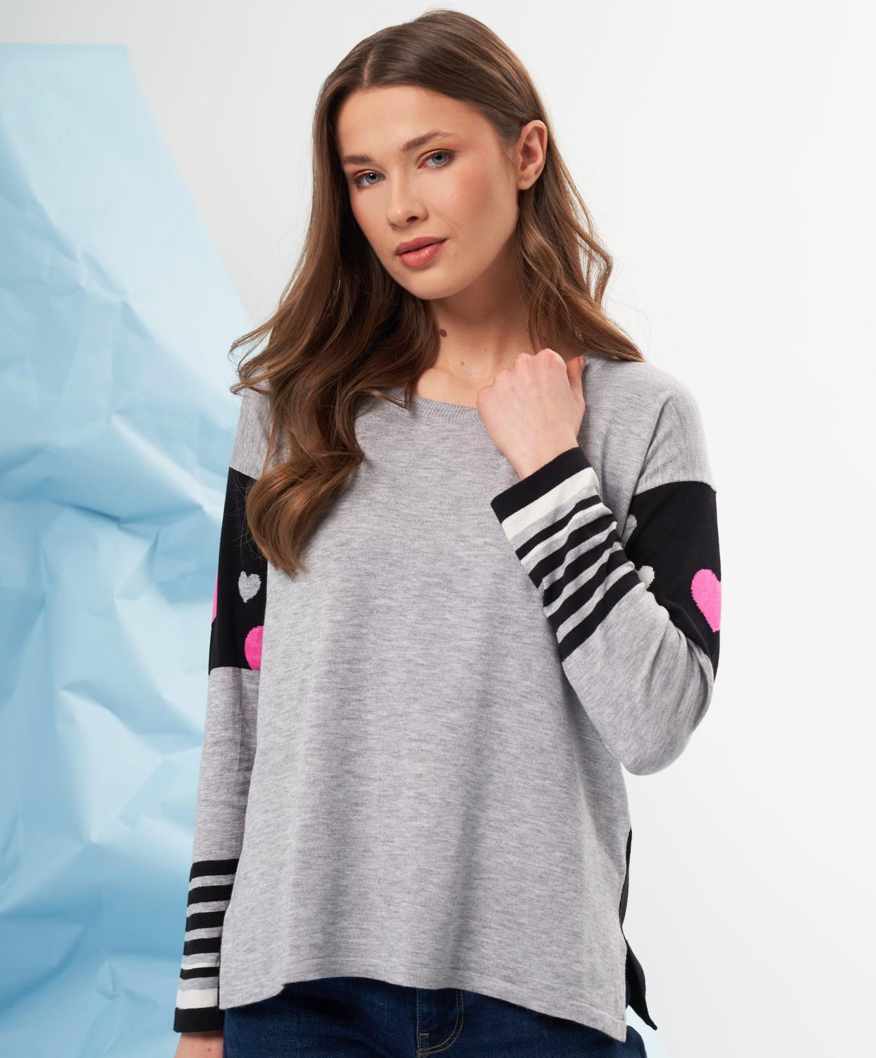 French Kyss - Heart Detail Scoop Neck Top