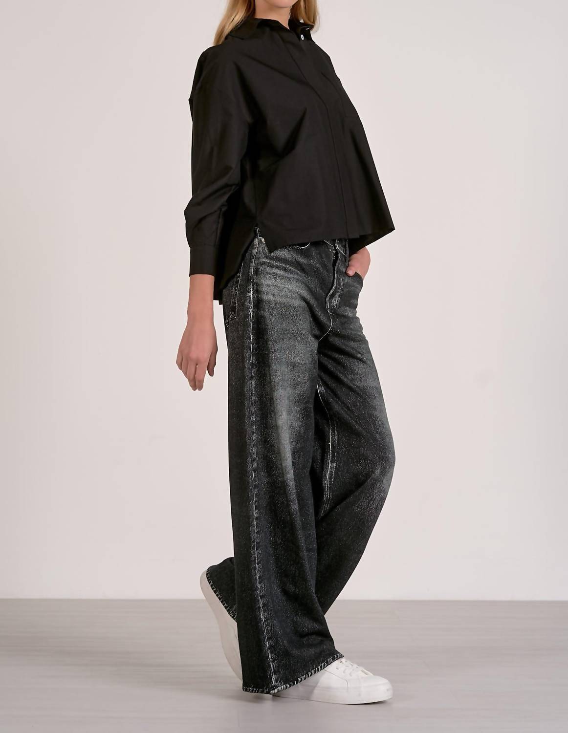 Elan - Elastic Waistband Jeans With Pockets
